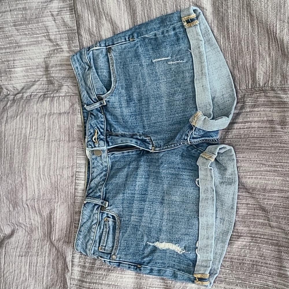 Paige denim shorts size 28